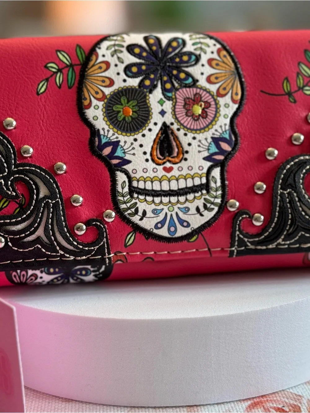 Kenio Styles Pink Flora Sugar Skull Crossbody, nwt